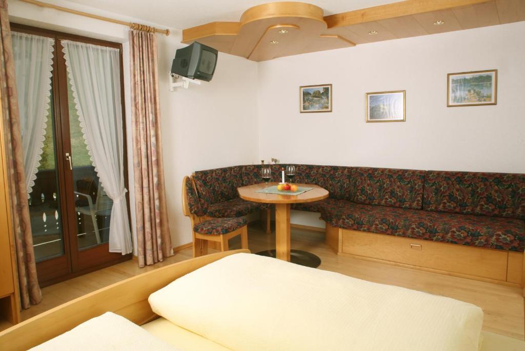 列兴 奥尔特纳旅馆酒店 客房 照片
